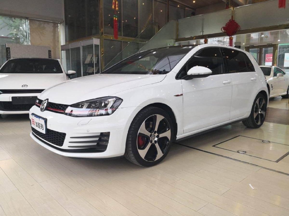 北京2018年3月大众高尔夫2016款20tsigti白色自动档