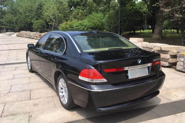 2005年9月宝马宝马7系2005款760li