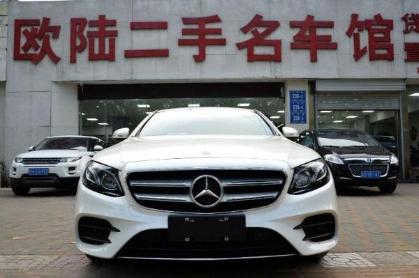 奔驰 奔驰E级  2016款 E300L 2.0T 运动时尚型