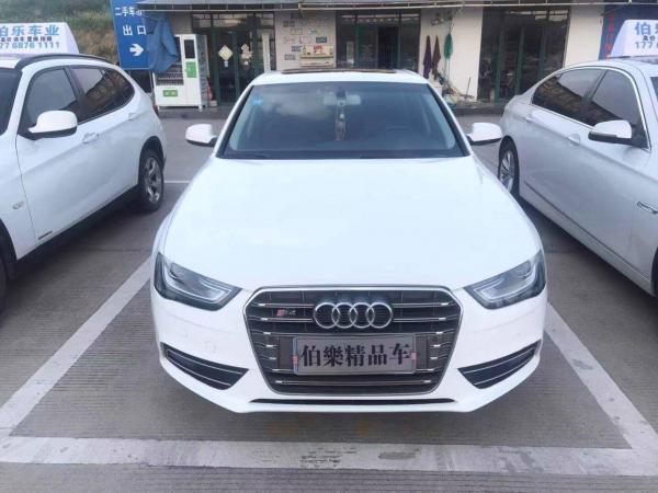 奥迪 奥迪A4L  2013款 35 TFSI 自动舒适型