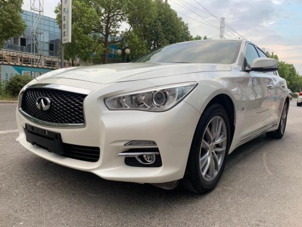 英菲尼迪 Q50L  2016款 2.0T 舒适版