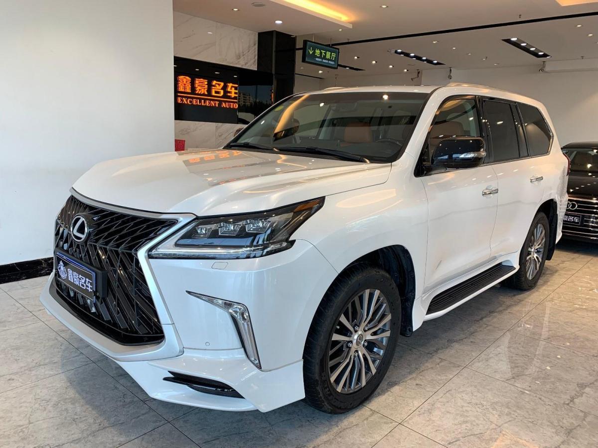 长春2018年9月雷克萨斯lx2017款570动感豪华版白色自动档