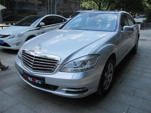 奔驰 奔驰S级  2010款 S300L 3.0L 豪华型