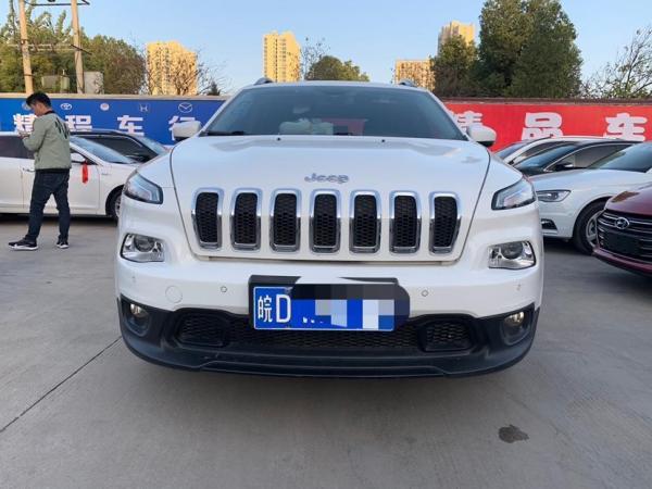 Jeep 自由光  2017款 2.4L 专业版