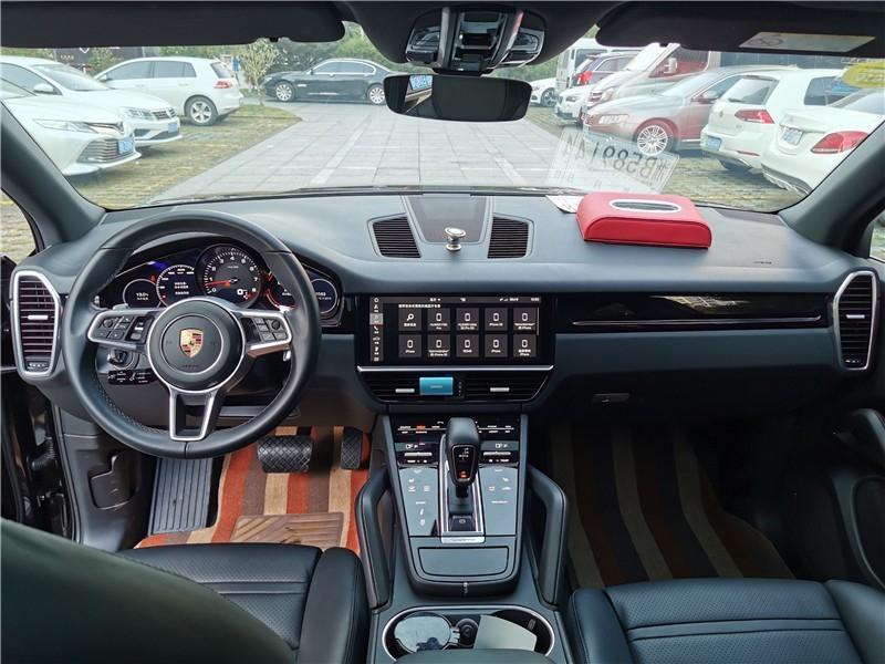 保时捷 cayenne  2018款 cayenne 3.0t图片