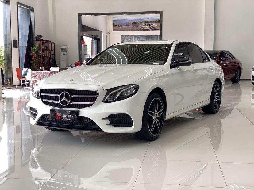 长沙2017年12月2017款奔驰e级e200l运动型4matic白色手自一体