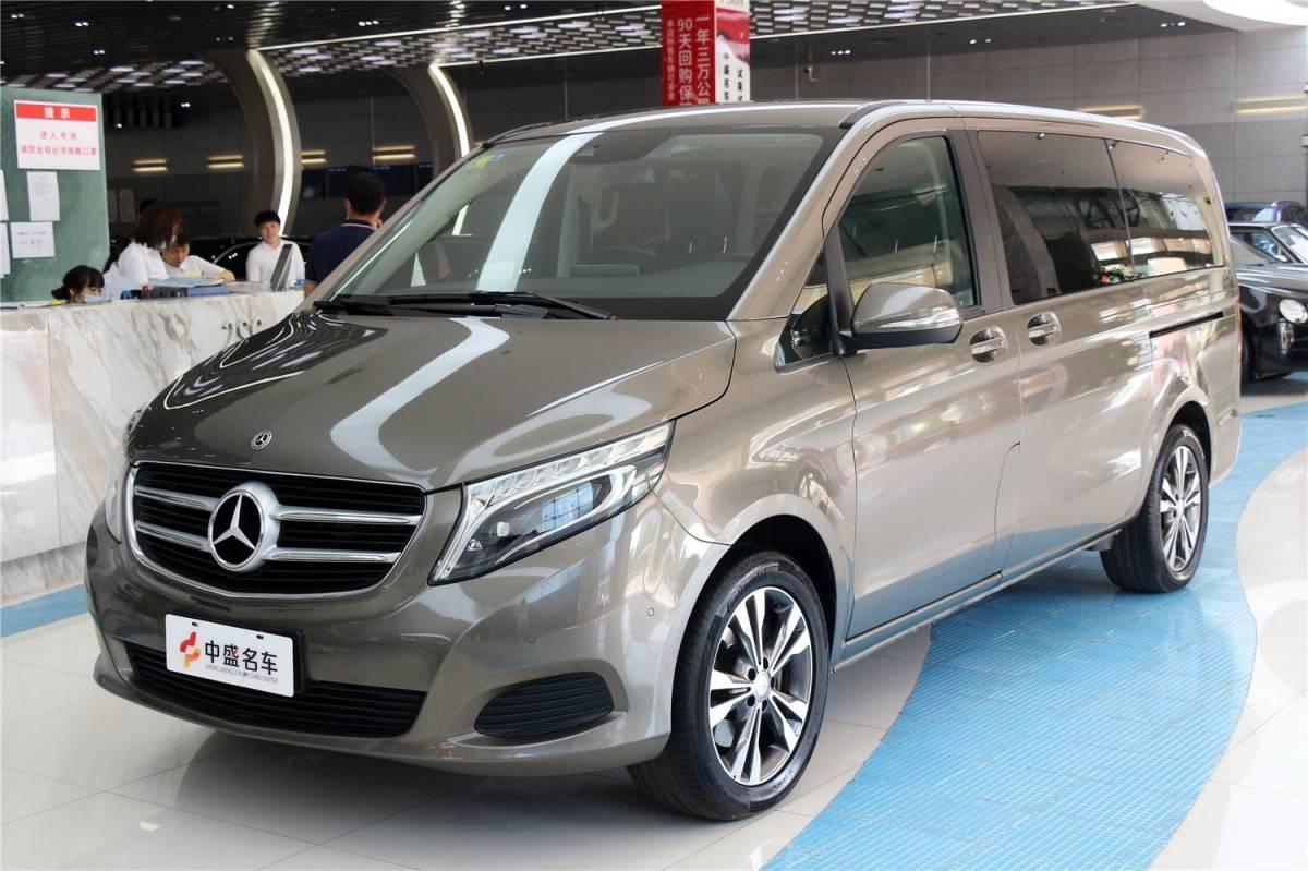 北京2018年5月奔驰v级2018款v260领航版香槟色手自一体