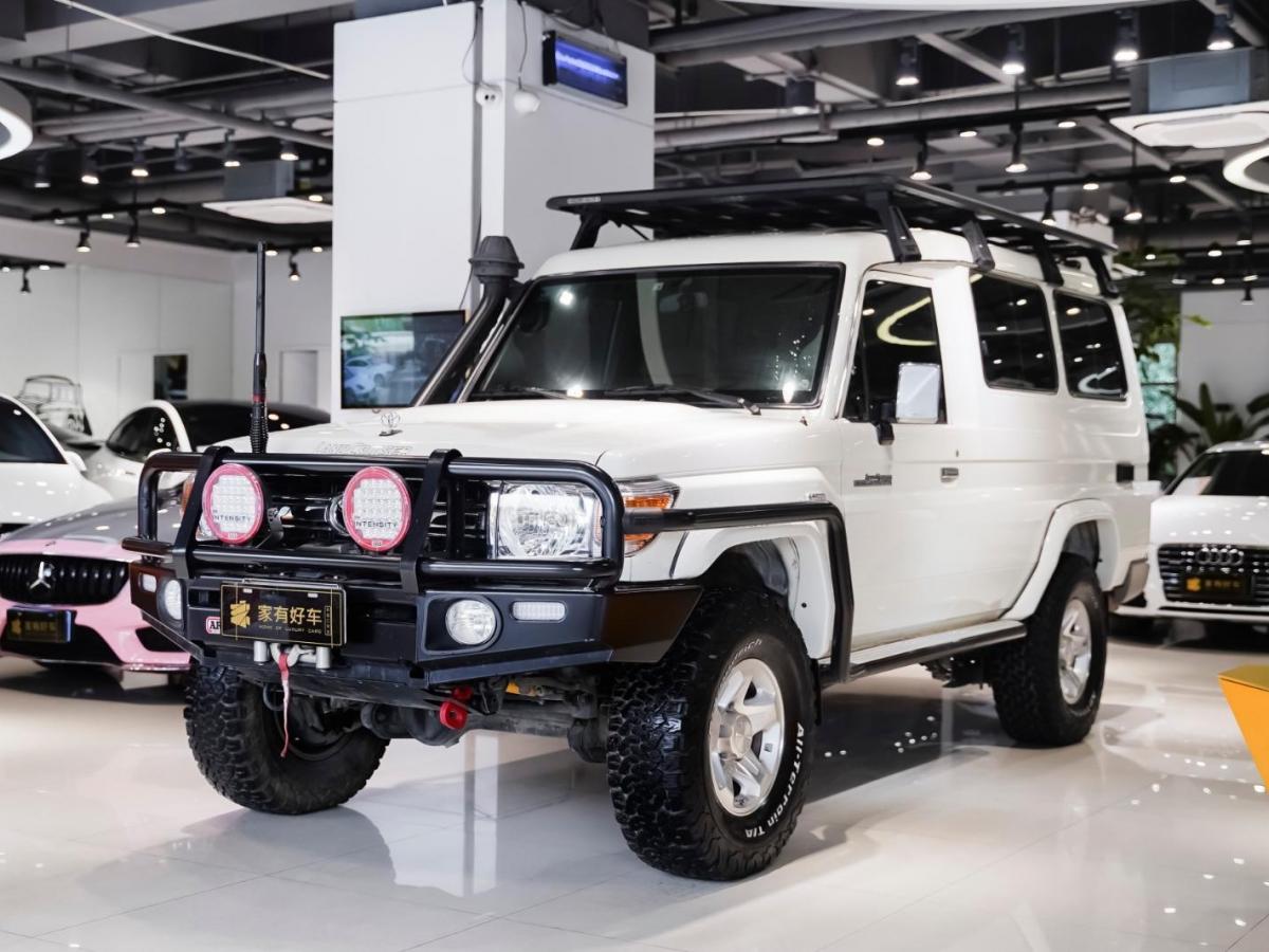 【上海】2019年7月 丰田 兰德酷路泽 lc78 汽油 白色 手动挡