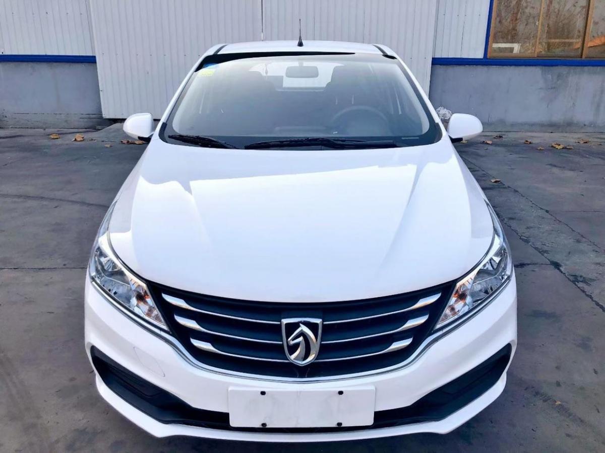 秦皇岛2018年11月宝骏3102017款15l手动豪华型白色手动挡