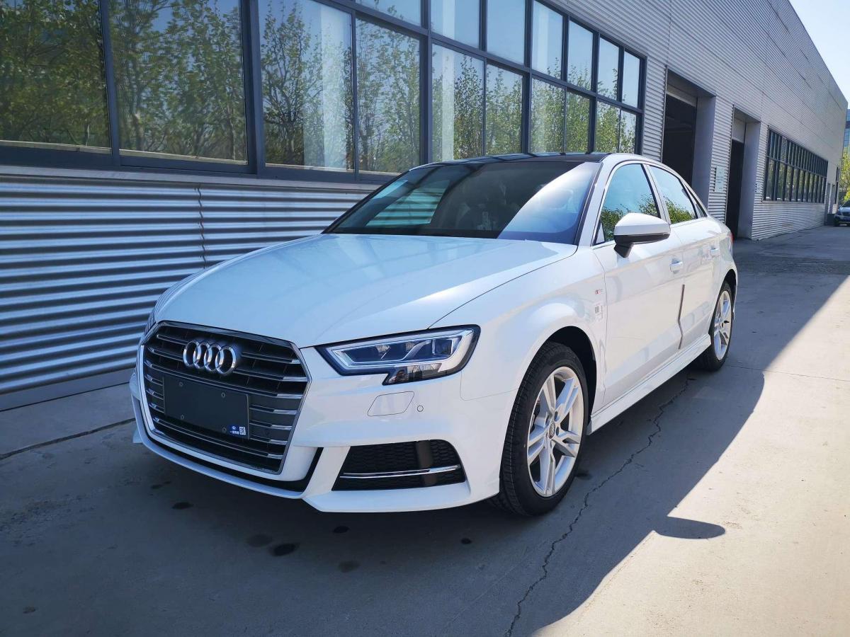 东营2020年6月奥迪奥迪a32020款limousine35tfsi时尚型白色自动档