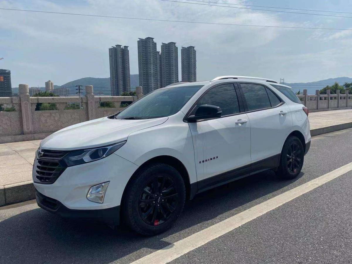 温州2019年6月雪佛兰探界者2019款550t自动四驱拓界版白色手自一体