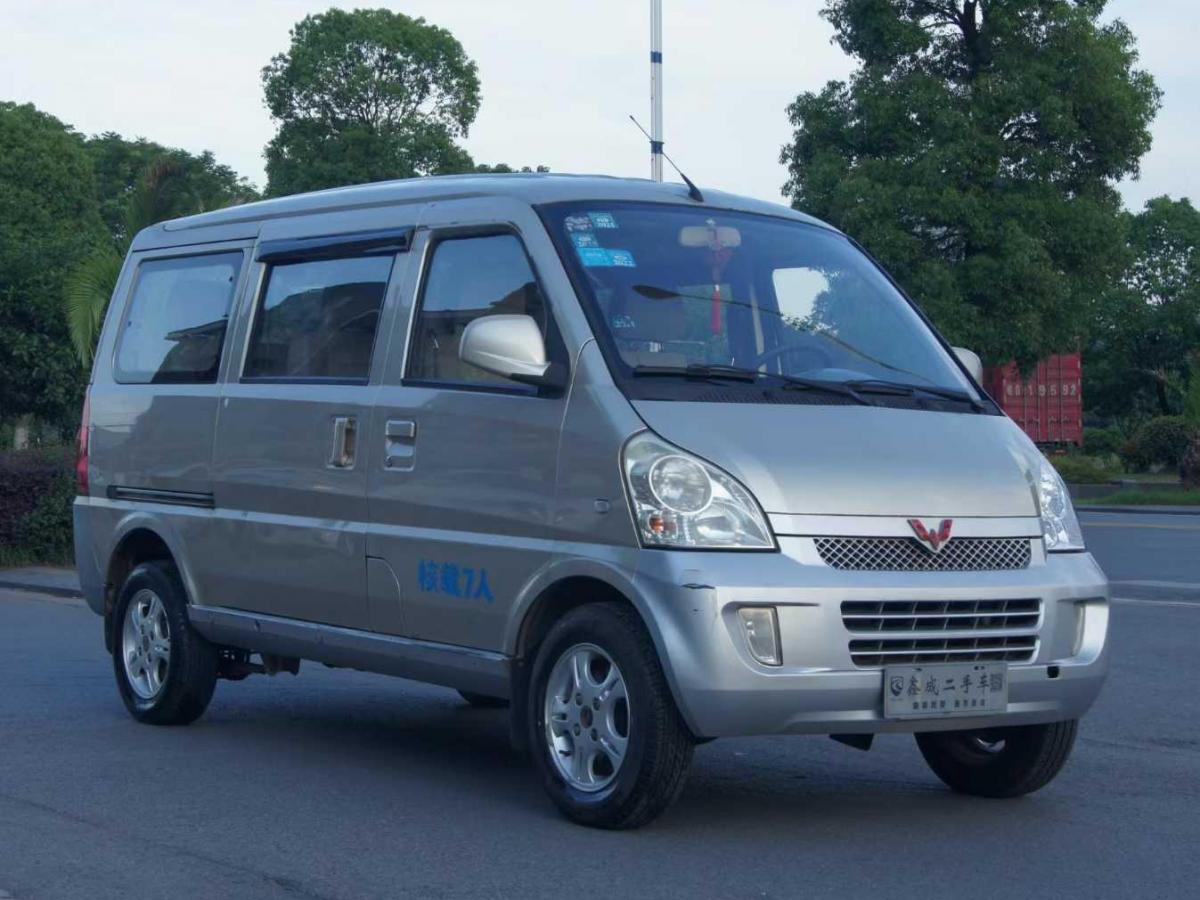 【铜陵】2012年2月 五菱 五菱荣光 lzw6450bf 手动挡