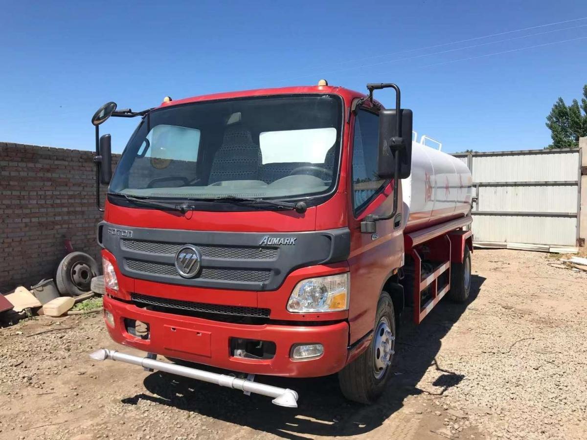 【保定】未上牌 出售八吨洒水车 手动挡