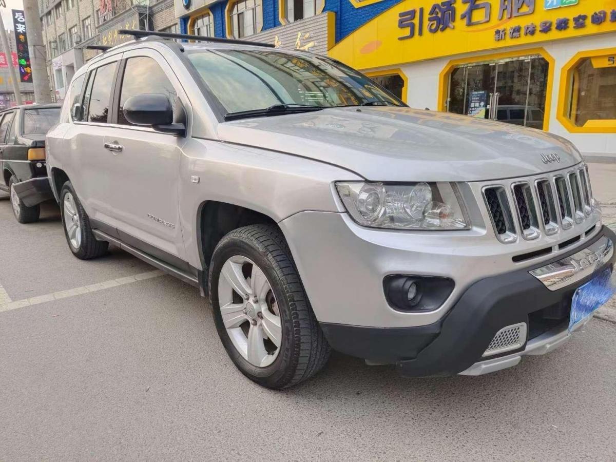 【阜阳】2013年6月 jeep 指南者 2013款 2.0l 两驱运动版 自动档