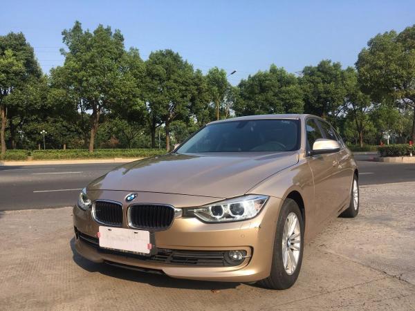 宝马 宝马3系  2013款 320Li 2.0T 豪华设计套装