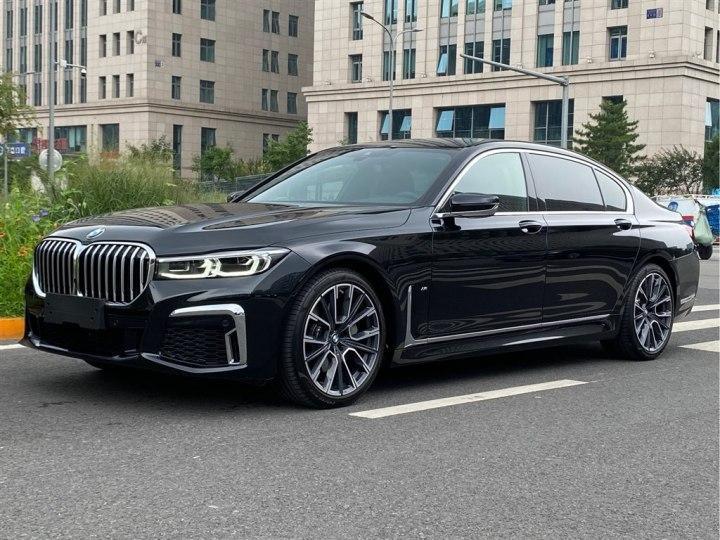 宁波2020年2月宝马宝马7系2019款改款740li领先型m运动套装黑色自动档