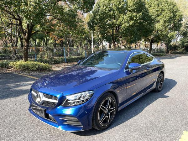 2020年12月奔驰奔驰c级2020款c260运动版