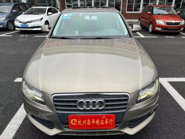 奥迪 奥迪A4L  2011款 2.0 TFSI 标准型