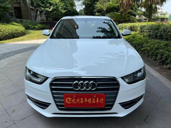 奥迪 奥迪A4L  2013款 35 TFSI 自动标准型