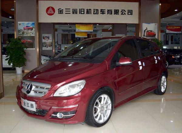 奔驰 奔驰B级  2009款 B200 2.0L CVT 时尚型