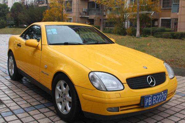上海2000年7月奔驰奔驰slk级2000款slk230k23t黄色自动档