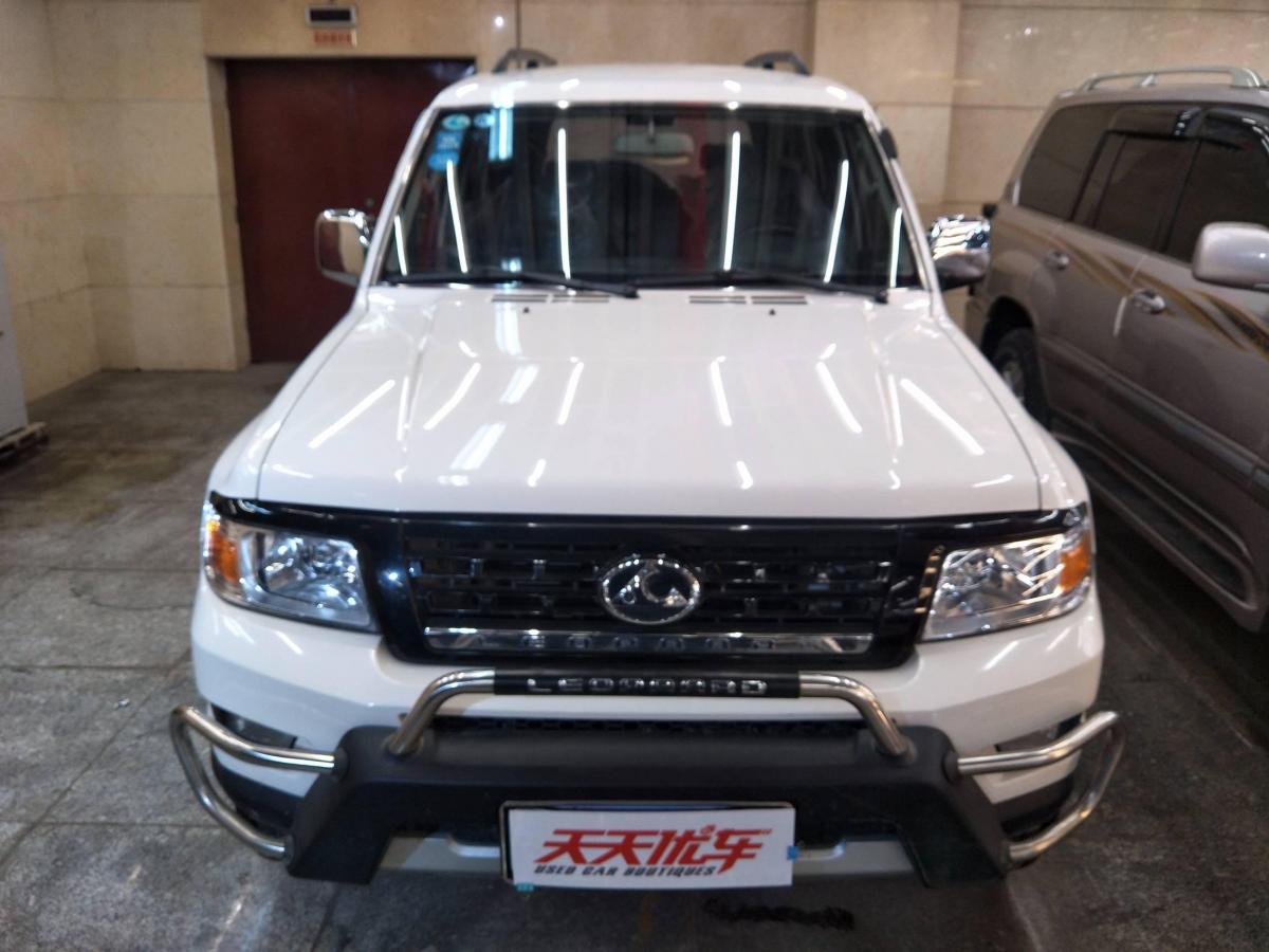 辽源2017年5月猎豹猎豹q62015款24l手动四驱白色手动挡