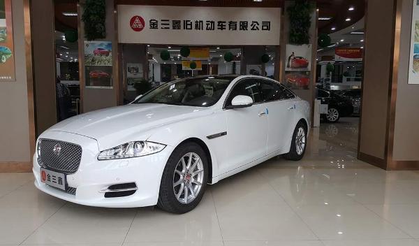 捷豹 XJ  2014款 L 2.0T 两驱典雅商务版