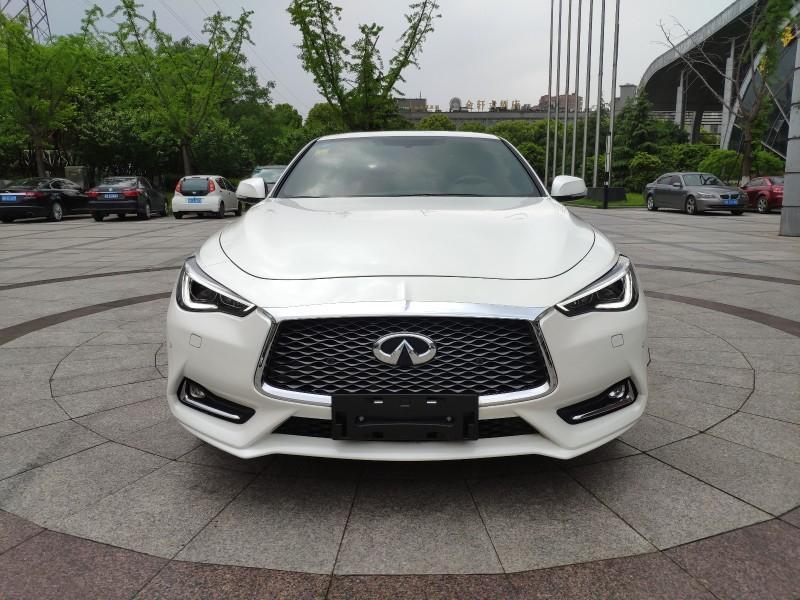 宁波2018年4月英菲尼迪q602017款20t豪华版白色自动档