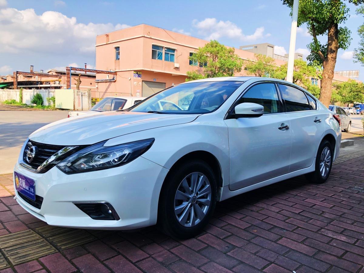 中山2017年2月日产天籁2016款25lcvtxlupper智享版白色自动档