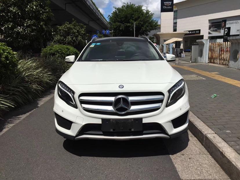 【温州】2016年6月 奔驰 奔驰gla 2016款 gla 220 4matic 豪华型 白色