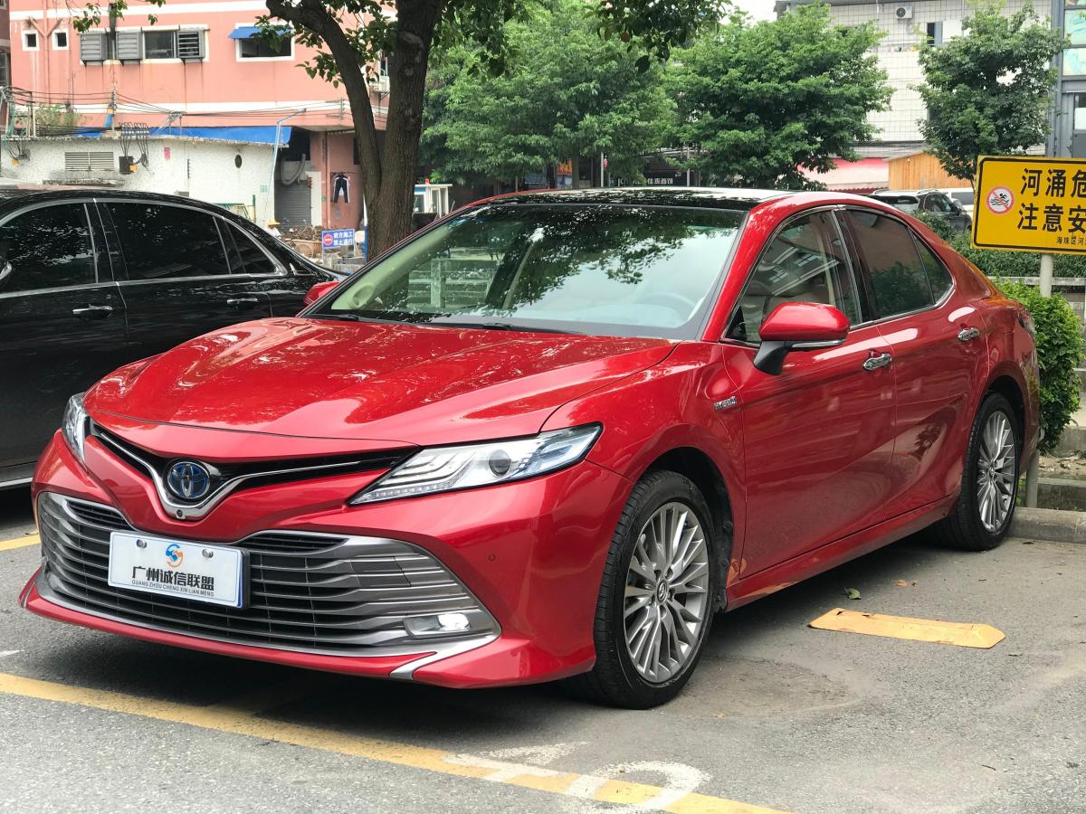 广州2018年3月丰田凯美瑞2018款25hq旗舰版红色自动档