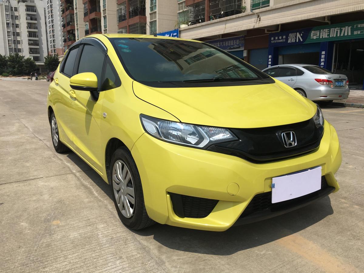 肇庆2015年7月本田飞度2016款15lsecvt时尚型黄色自动档