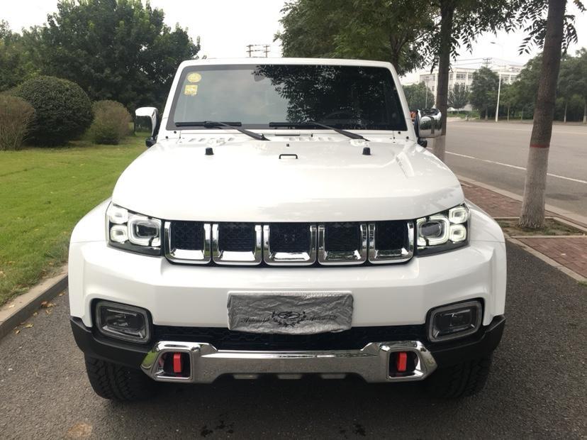 鞍山2018年11月北京bj402018款plus23t自动四驱环塔冠军版白色手自