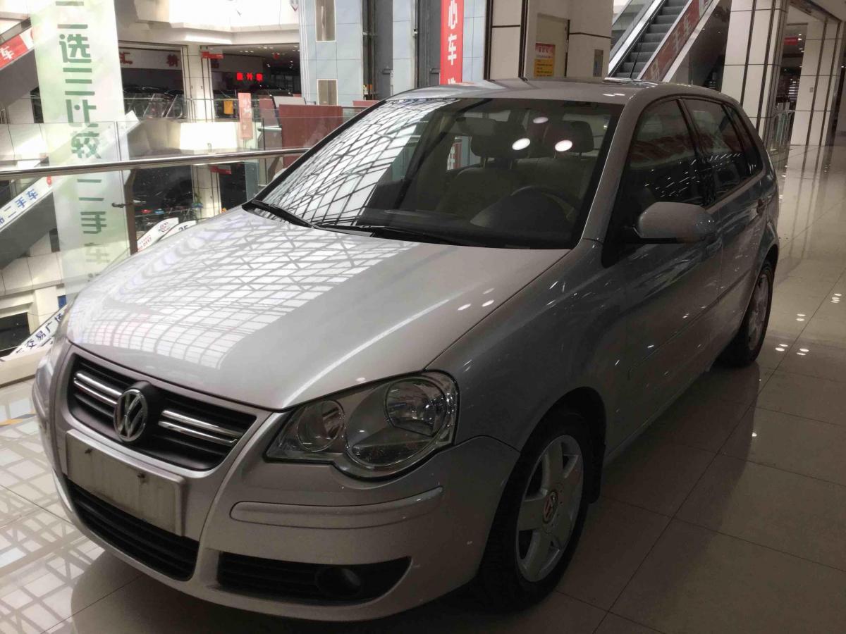 大连2010年10月大众波罗polo16l自动致酷版自动档