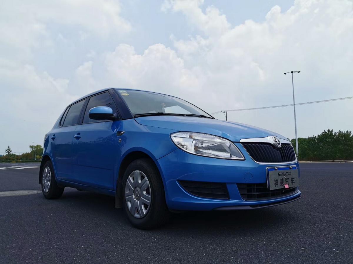 【常德】2014年6月 斯柯达 晶锐 2014款 1.4l 手动晶致版 蓝色 手动挡