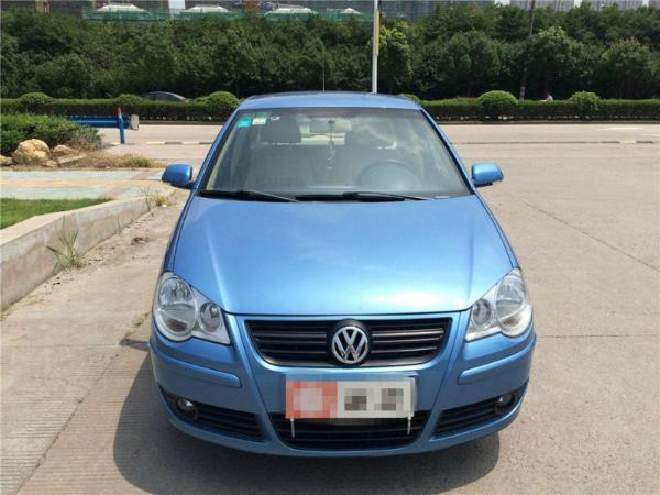 【宁波】2010年2月 大众 波罗 cross polo 1.4 蓝色 手动挡