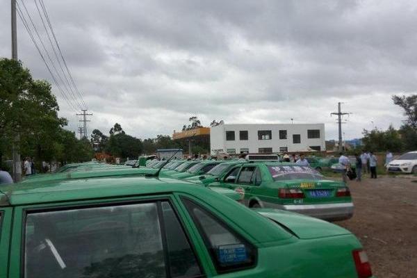 【南宁】2009年4月 大众 桑塔纳 2008款 桑塔纳志俊 1.