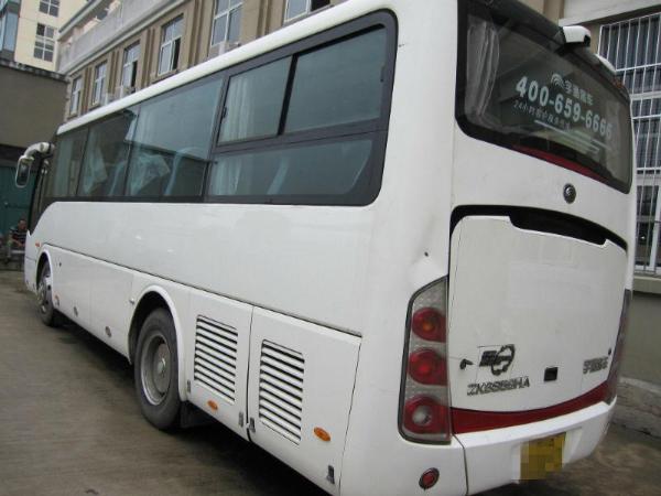 【南京】2009年11月 宇通客车 白色 手动挡