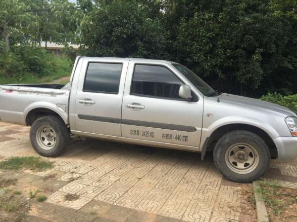 【吉安】2013年9月 黄海小柴神 香槟色 手动挡