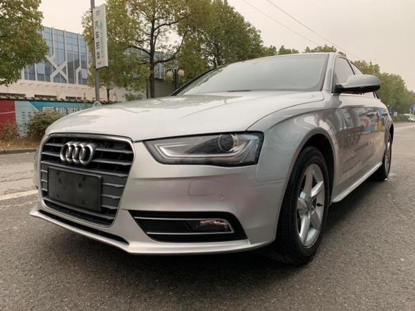 奥迪 奥迪A4L  2013款 35 TFSI 自动舒适型