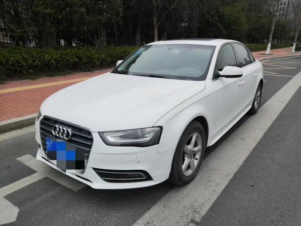 奥迪 奥迪A4L  2015款 A4L 35TFSI标准型