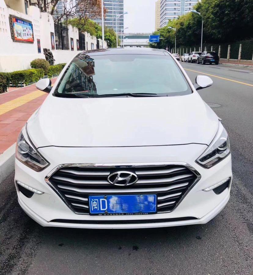 厦门2018年8月现代名图2017款18l自动尊贵型dlx白色手自一体