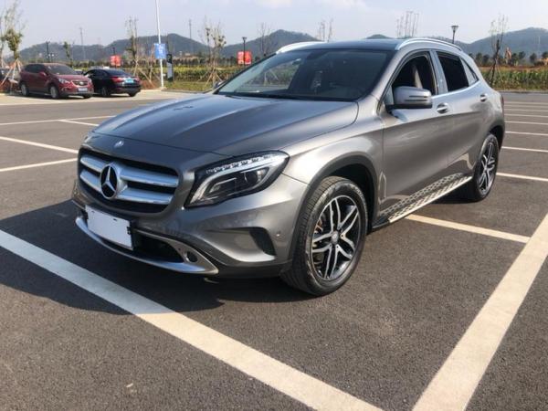 奔驰 奔驰GLA  2015款 GLA 220 4MATIC 豪华型