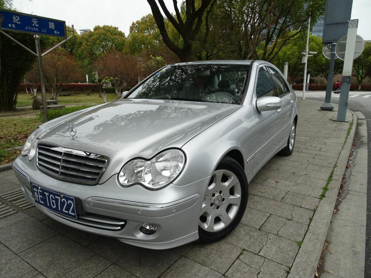 苏州2006年9月奔驰奔驰c级2004款c200k银灰手自一体