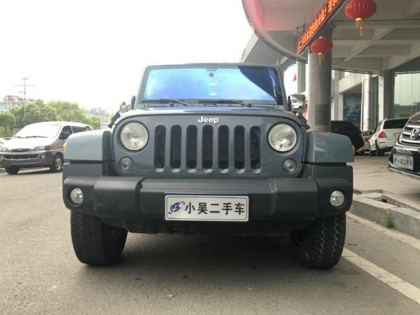 Jeep 牧马人  2014款 3.0L 四门