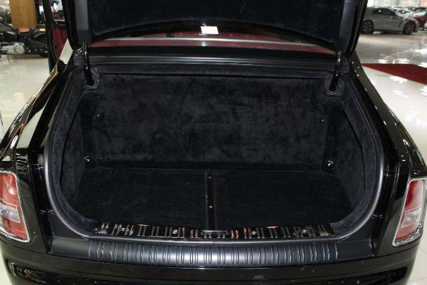 【杭州】2012年8月 劳斯莱斯 幻影 6.7 加长版 ewb 黑色 自动档