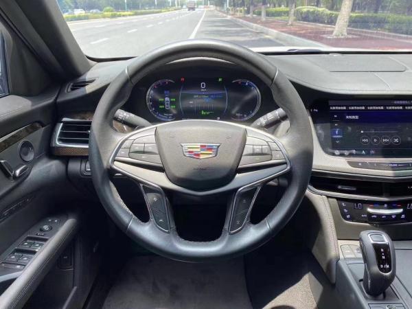 凯迪拉克 CT6  2019款 28T 豪华型