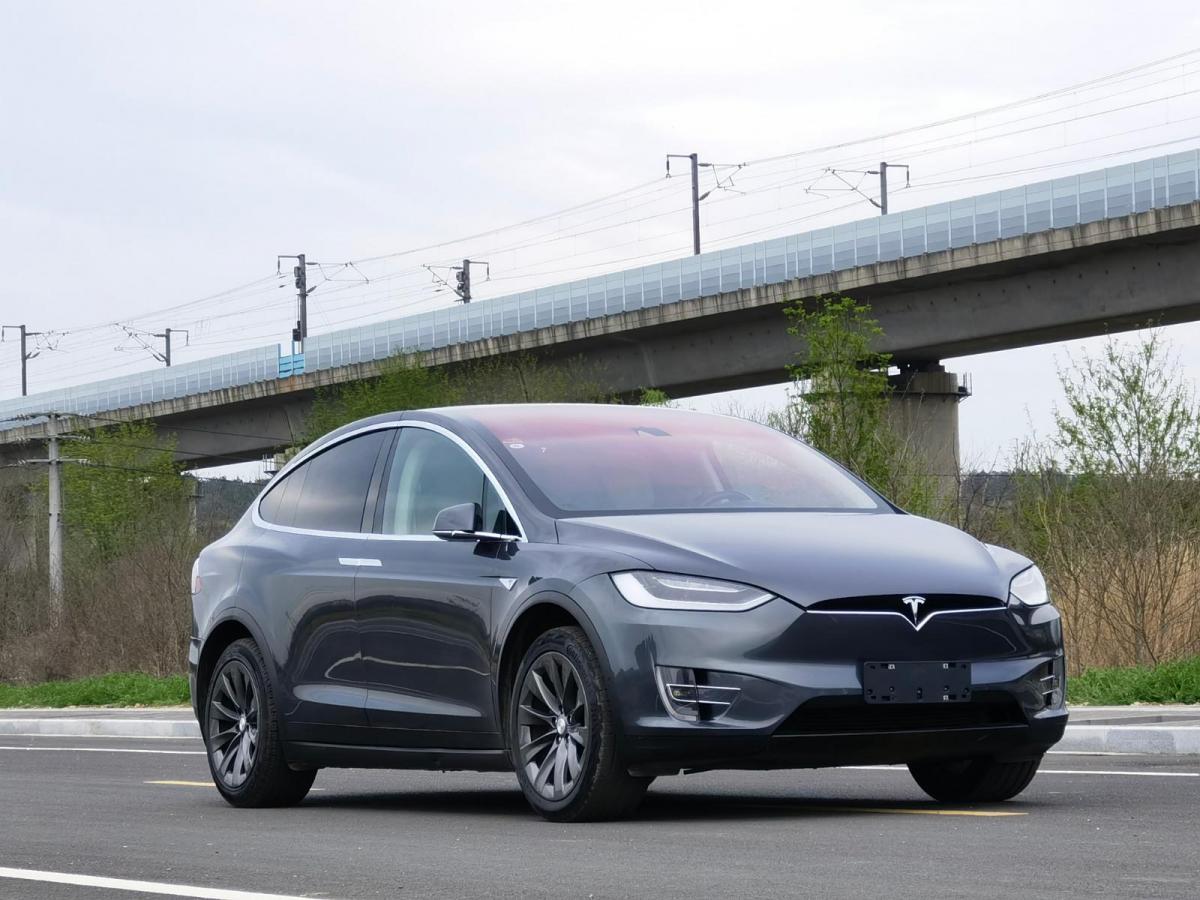 【南京】2016年1月 特斯拉 model x 2016款 model x p90d 自动档