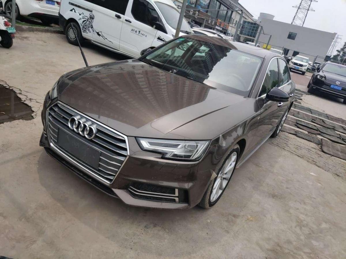 奥迪 奥迪a4l 2018款 30周年年型 45 tfsi quattro 个性运动版 香槟色