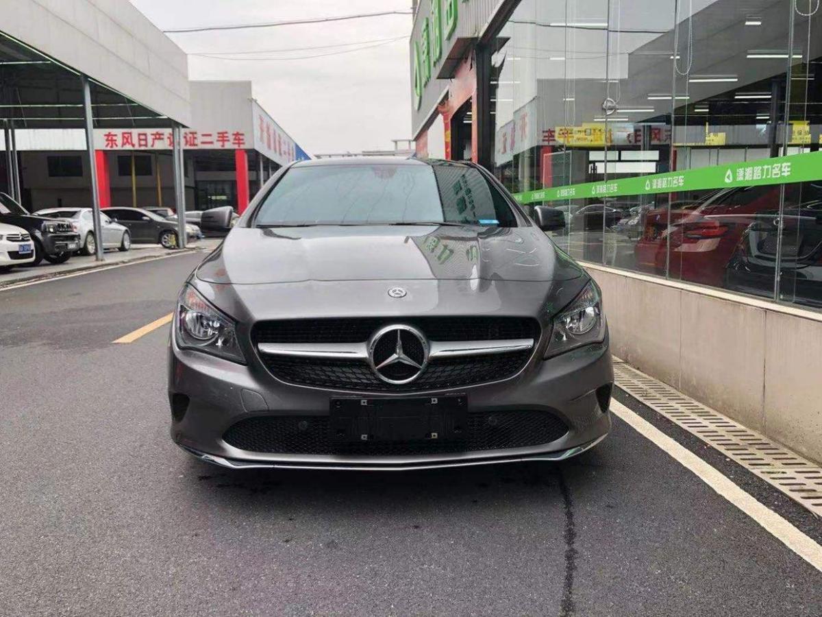 长沙2018年11月奔驰奔驰cla级2017款改款cla200动感型灰色自动档